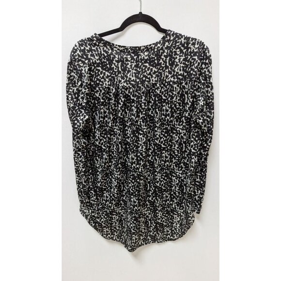 H&M Black/White Printed Button-Down Blouse - Picture 2 of 2